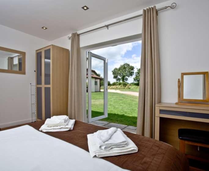 Lovely 2 Bedroom Holiday Chalet Near Sidmouth Eksteriør billede