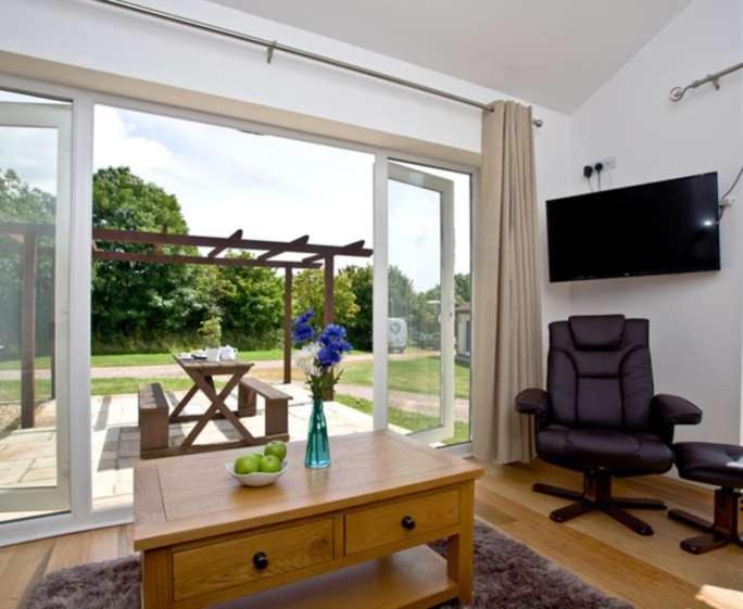 Lovely 2 Bedroom Holiday Chalet Near Sidmouth Eksteriør billede